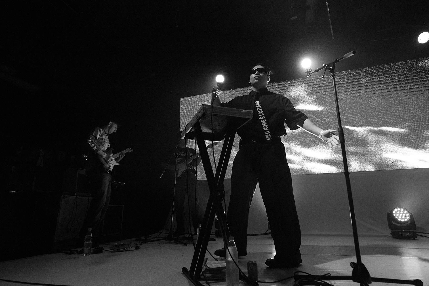 teodioteodio - Lanzamiento ''Echaremos el Cielo Abajo a Patadas''