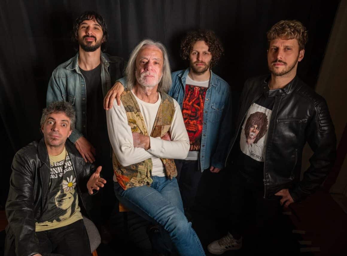 Recorrimos la historia de la banda con su fundador José Luis…