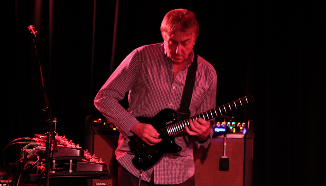 "Live at Yoshi's": sello de Steve Vai rescata grabaciones en vivo de Allan Holdsworth
