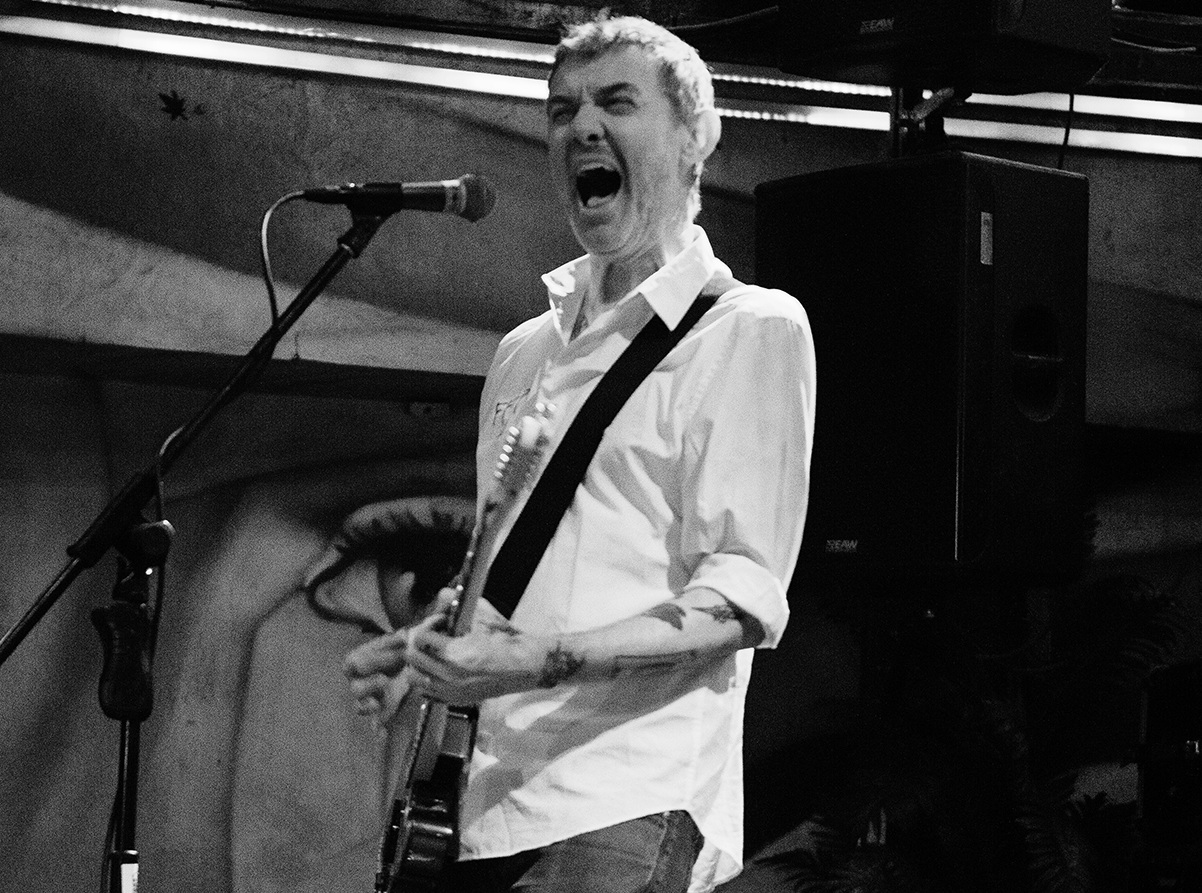 La banda de Jim Ward se presentó por primera vez en Chile
