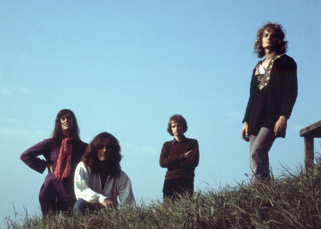 Por primera vez de manera oficial: lanzan el soundtrack de Popol Vuh para el documental de Werner Herzog ''The Great Ecstasy Of Woodcarver Steiner''