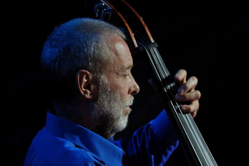 Dave Holland planea completo box set en vivo ''Freedom Call''