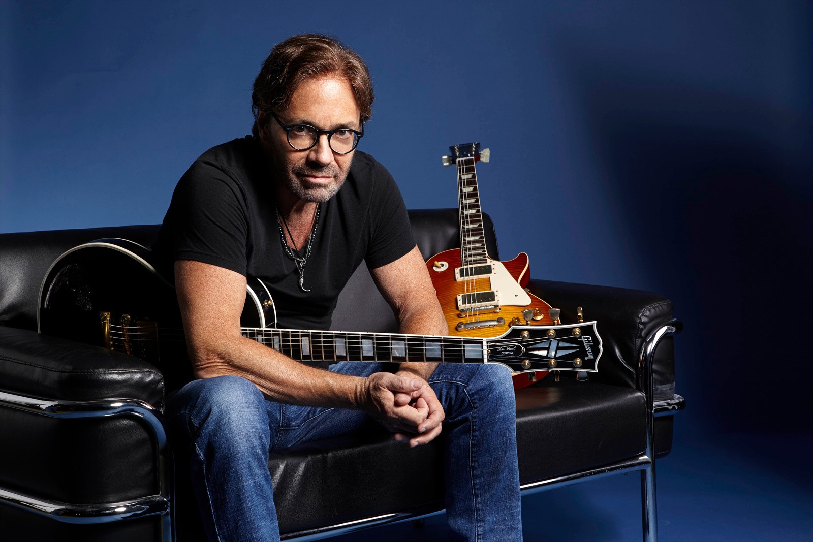 Entrevista con el guitarrista estadounidense antes de su concierto…