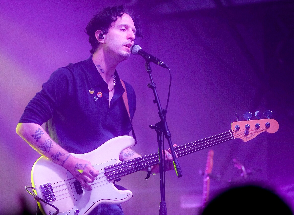 Dënver y Beach Fossils brillaron en la segunda jornada del evento