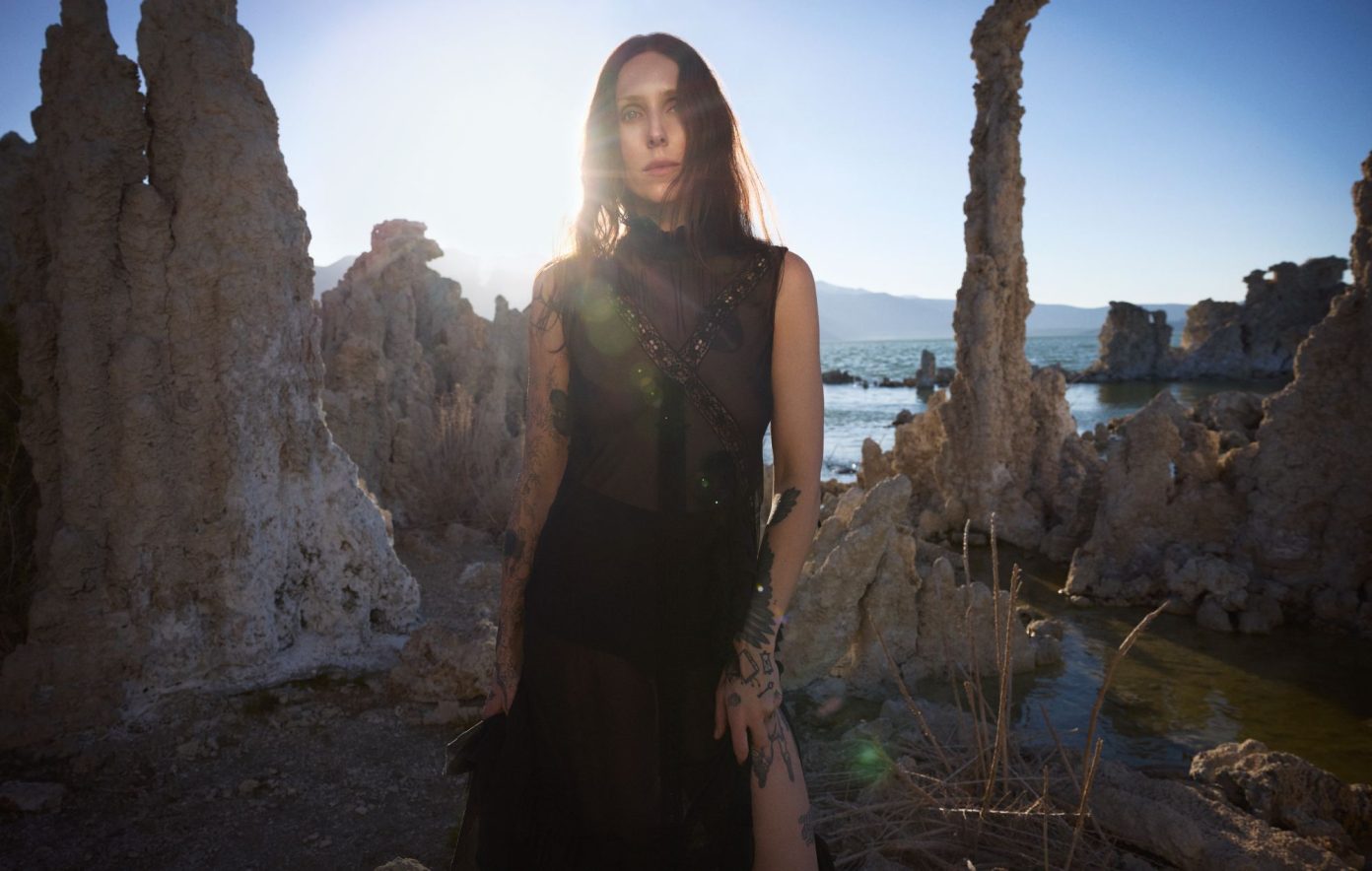 ''The Dark'': Chelsea Wolfe anuncia su nuevo álbum