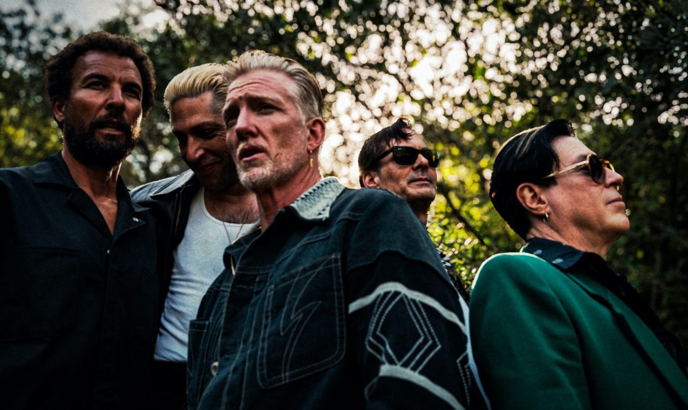 Queens of the Stone Age lanza un nuevo single: 'Easy Street'