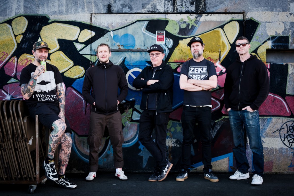 Concurso: No Fun at All + Authority Zero en Chile