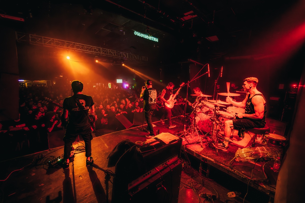 No Fun At All: Canciones que no saben envejecer
